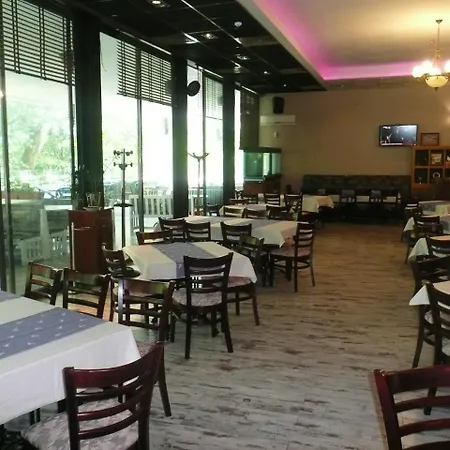 Hotel Park *